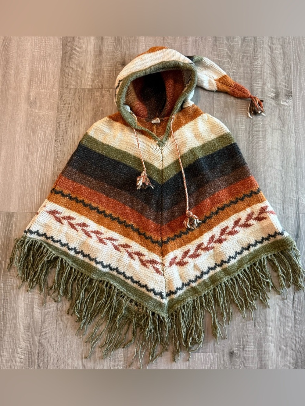Vintage Inti Raymi Ecuador Wool Poncho Hooded Cape Artisan Hand Knit One Size